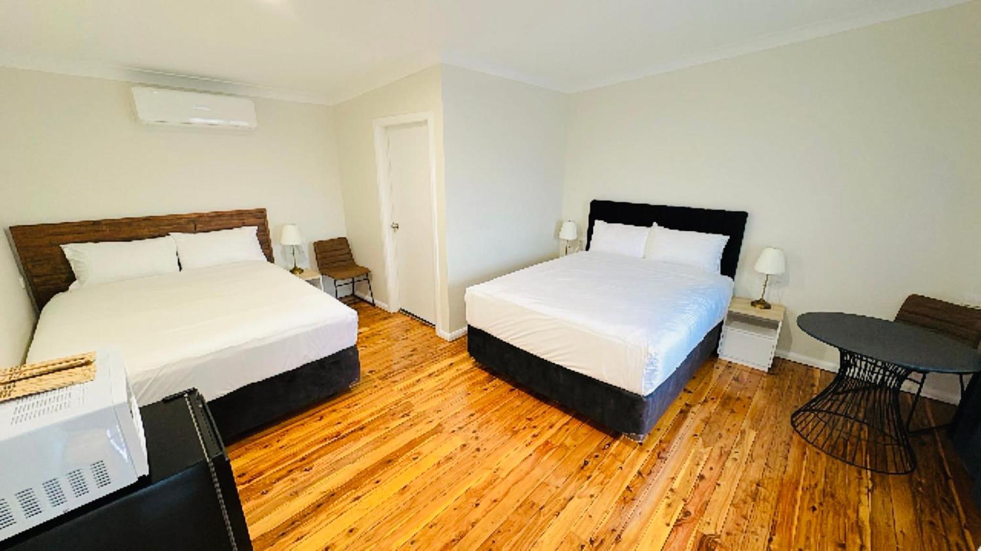 Seven Inn Wagga Wagga Bagian luar foto
