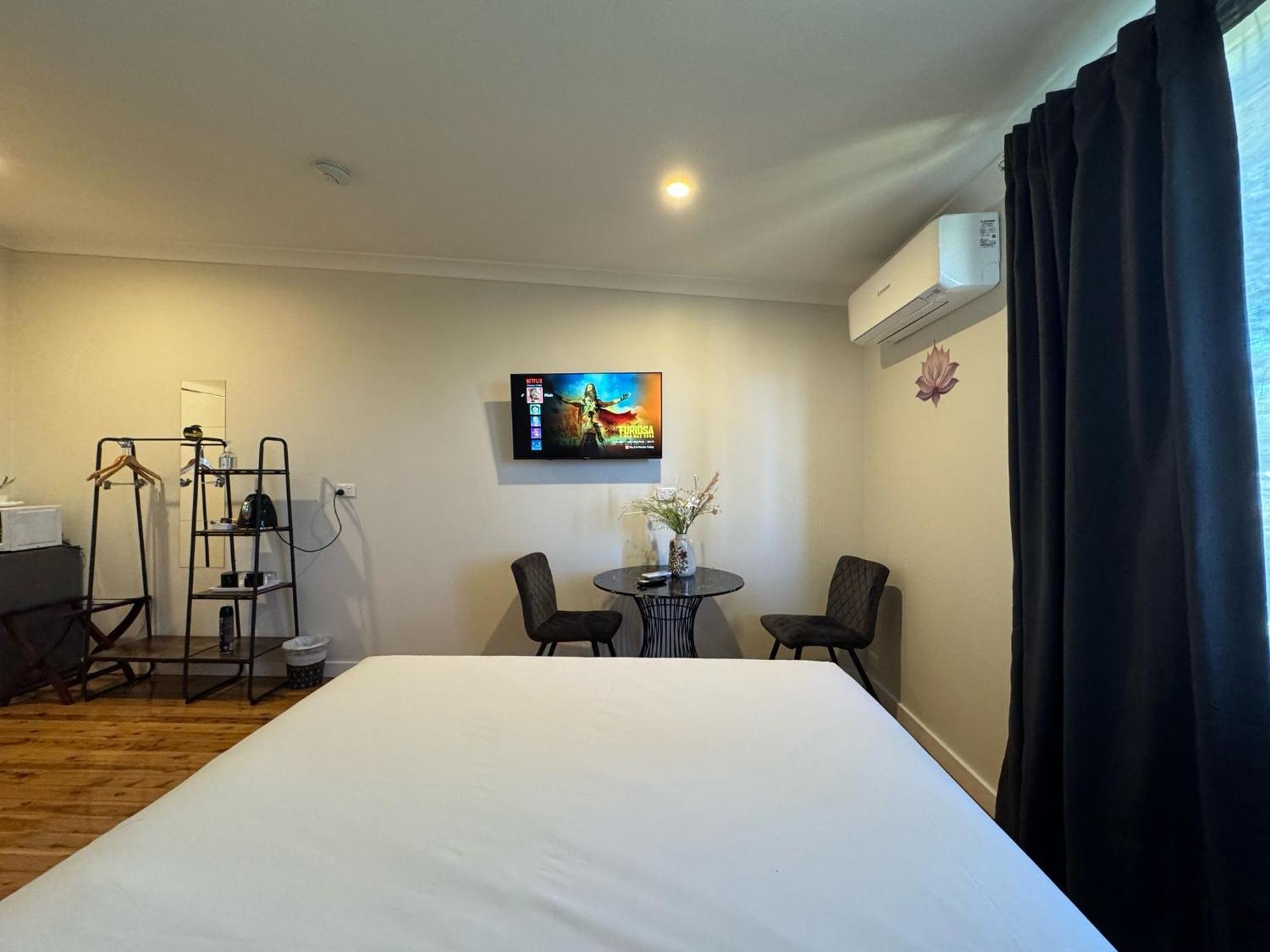 Seven Inn Wagga Wagga Bagian luar foto
