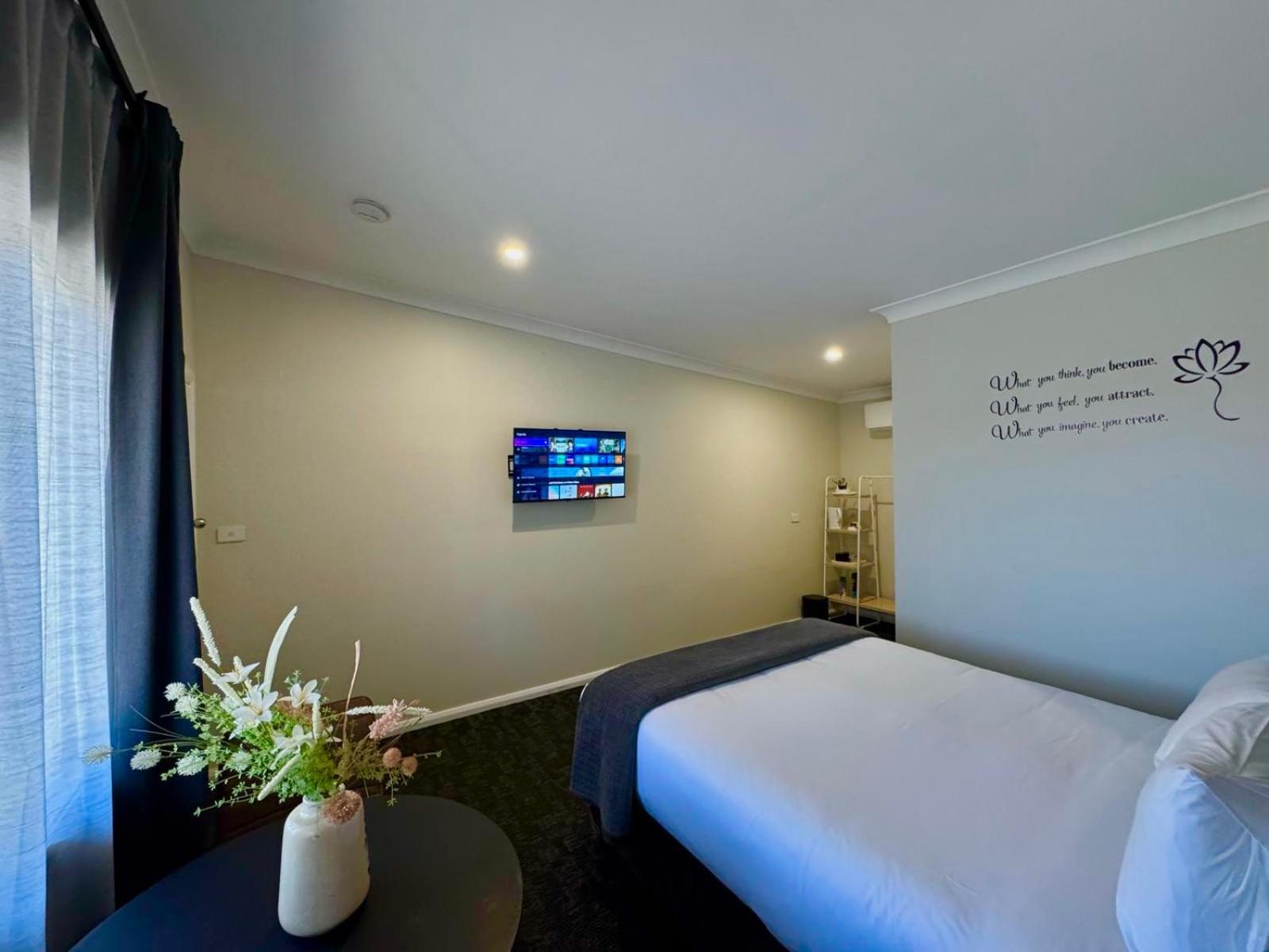 Seven Inn Wagga Wagga Bagian luar foto