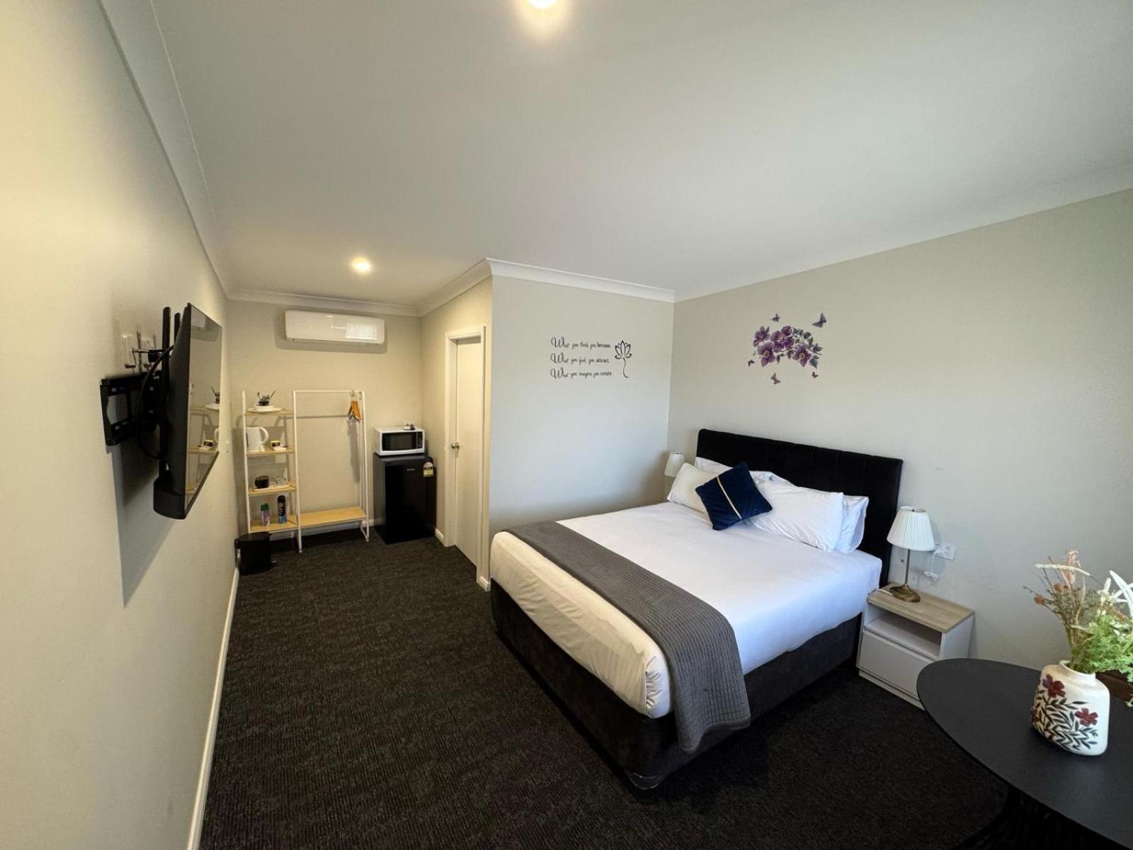 Seven Inn Wagga Wagga Bagian luar foto